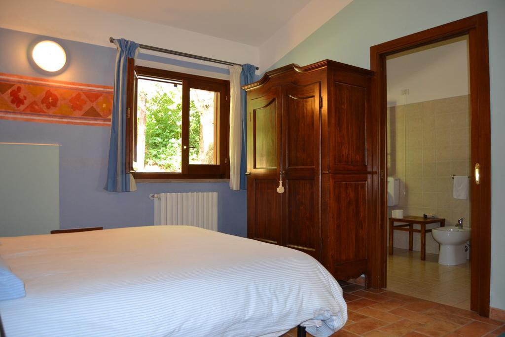Agriturismo Nizzi Villa Assisi Luaran gambar